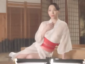 危险又诱人的美女“吉岡莲实”出演揭露人气女星真面目的《女热大陆》！